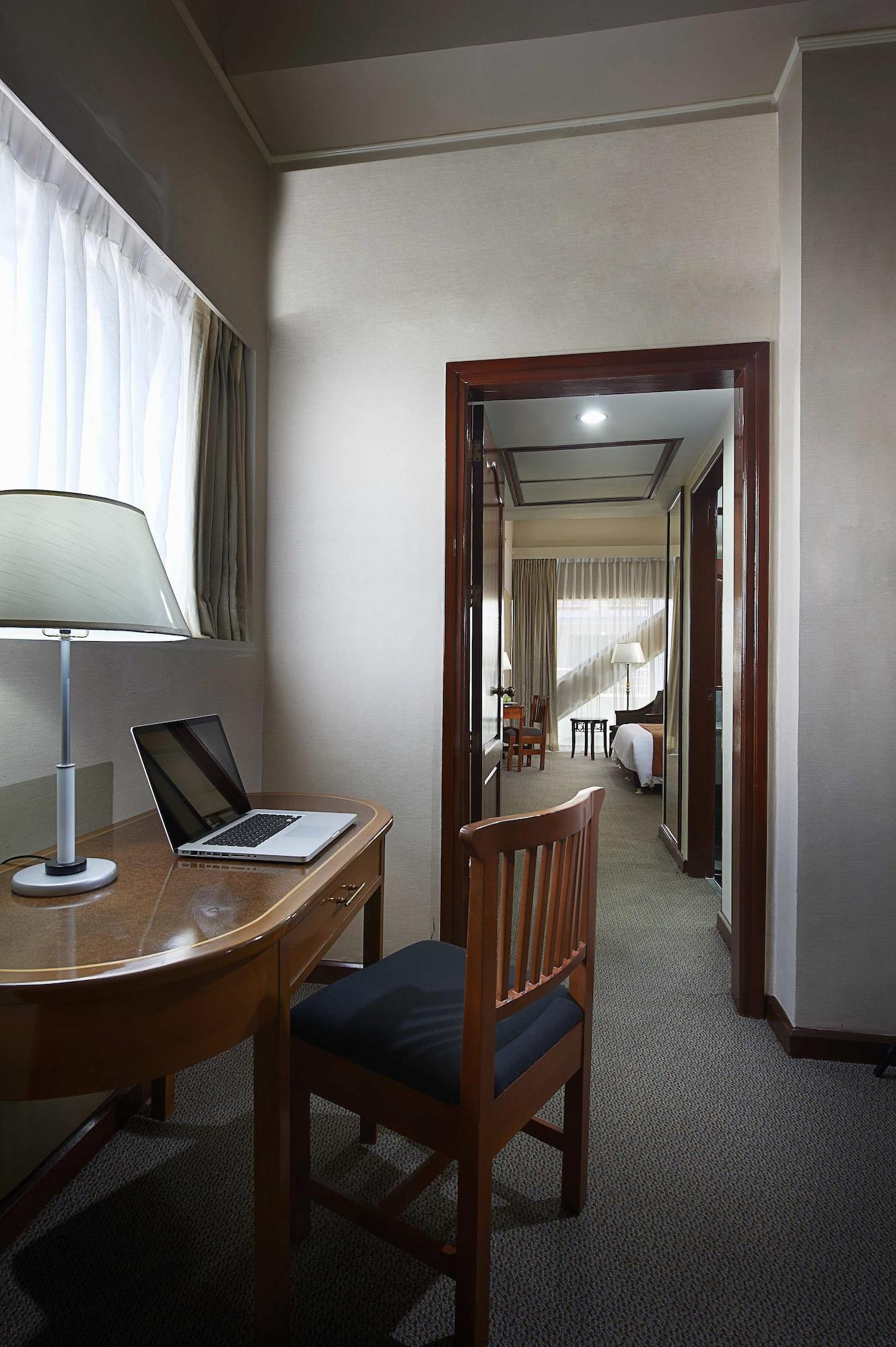 Berjaya Makati Hotel Μακάτι Εξωτερικό φωτογραφία