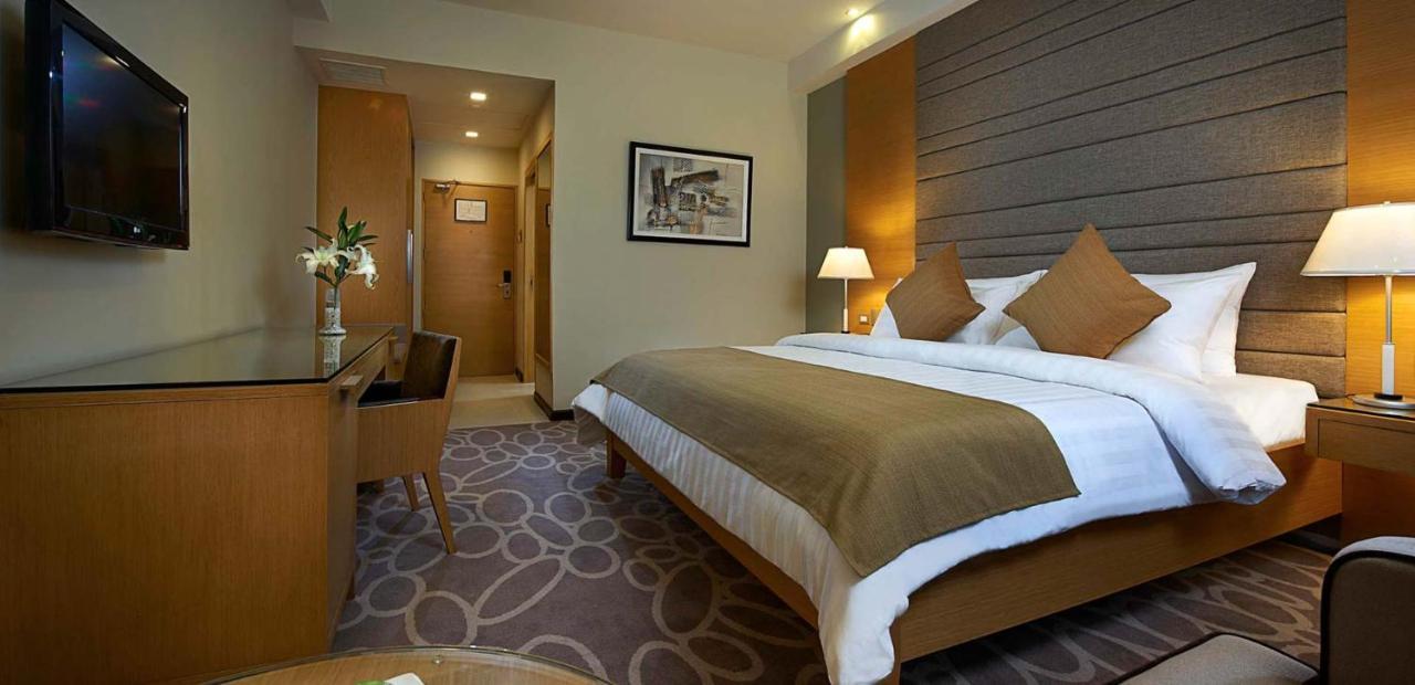 Berjaya Makati Hotel Μακάτι Εξωτερικό φωτογραφία