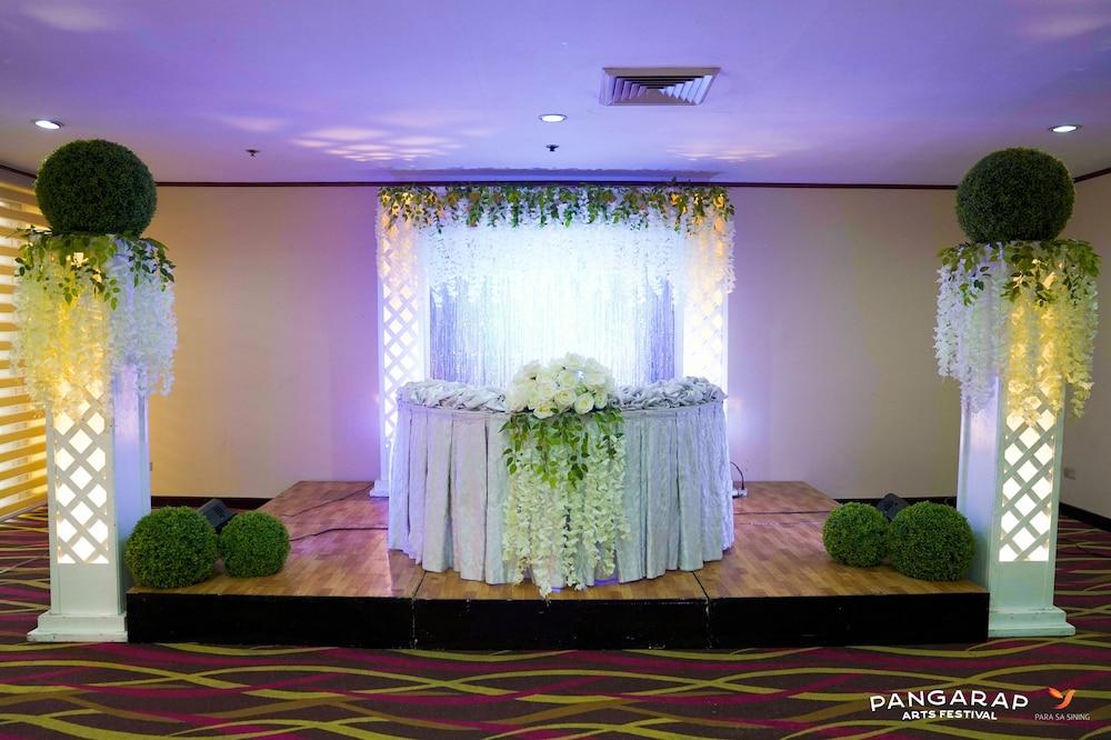Berjaya Makati Hotel Μακάτι Εξωτερικό φωτογραφία