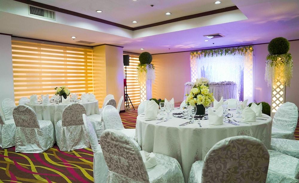 Berjaya Makati Hotel Μακάτι Εξωτερικό φωτογραφία